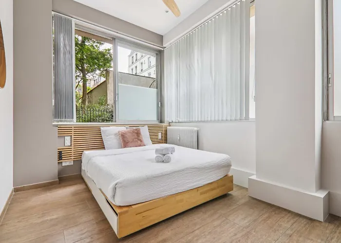 Apartment Superb Flat - 3 Bedrooms Sleeps 10 - Charonne Nation Paris