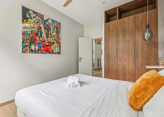 Apartment Superb Flat - 3 Bedrooms Sleeps 10 - Charonne Nation